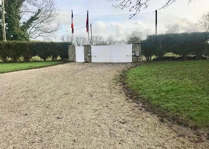 Le Taut 44 - Omaha - Salle De Bains Partagee * Les Veys